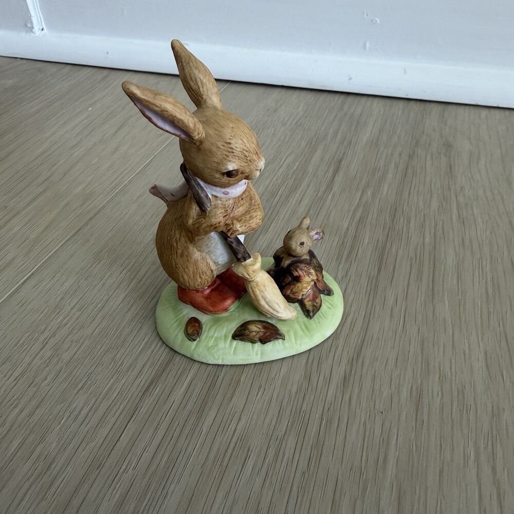 Lefton China Figurine Mother Rabbit & Baby Bunny Hand Painted Sweeping Leaves